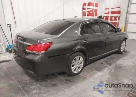 2011 Toyota Avalon z USA, uszkodzony, nr VIN 4T1BK3DB9BU411629